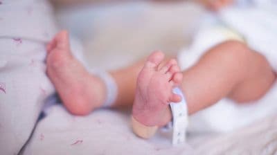 Crisis demográfica china: desplome de 50% en nacimientos