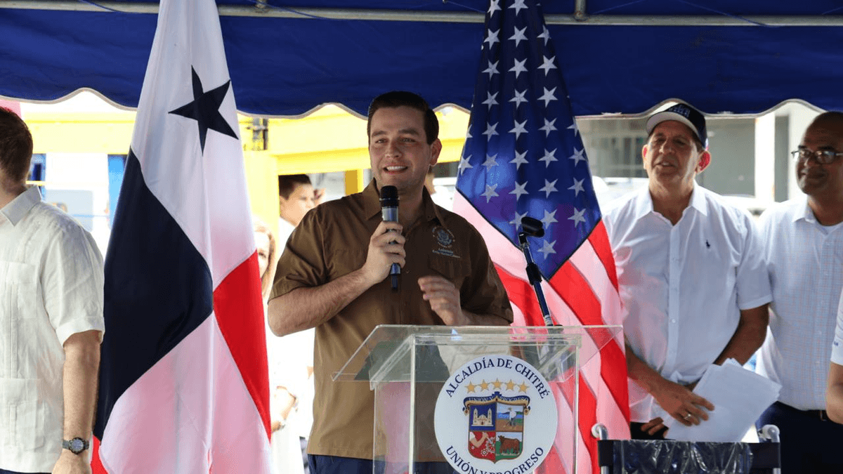 EE.UU. invierte $100,000 en equipos médicos para Azuero