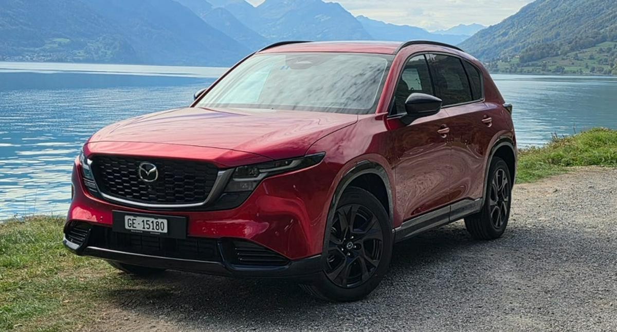 La nueva Mazda CX-5 llega a Colombia: precios, autonomía híbrida y seguridad de primer nivel