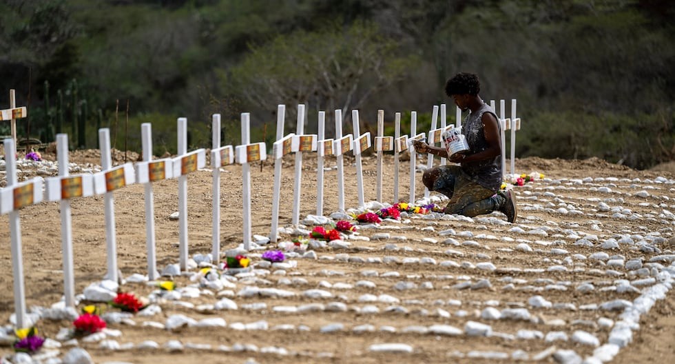 Venezuela entierra en fosas comunes a más de 150 cuerpos no identificados tras terremotos